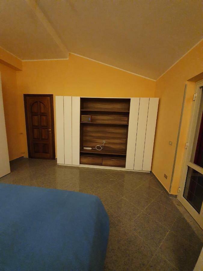 Casa Paradiso Apartment ปาลมี ภายนอก รูปภาพ