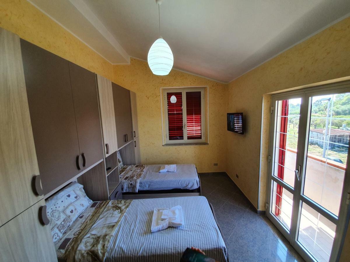 Casa Paradiso Apartment ปาลมี ภายนอก รูปภาพ