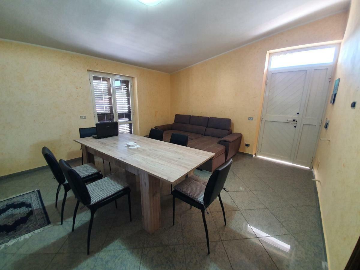 Casa Paradiso Apartment ปาลมี ภายนอก รูปภาพ