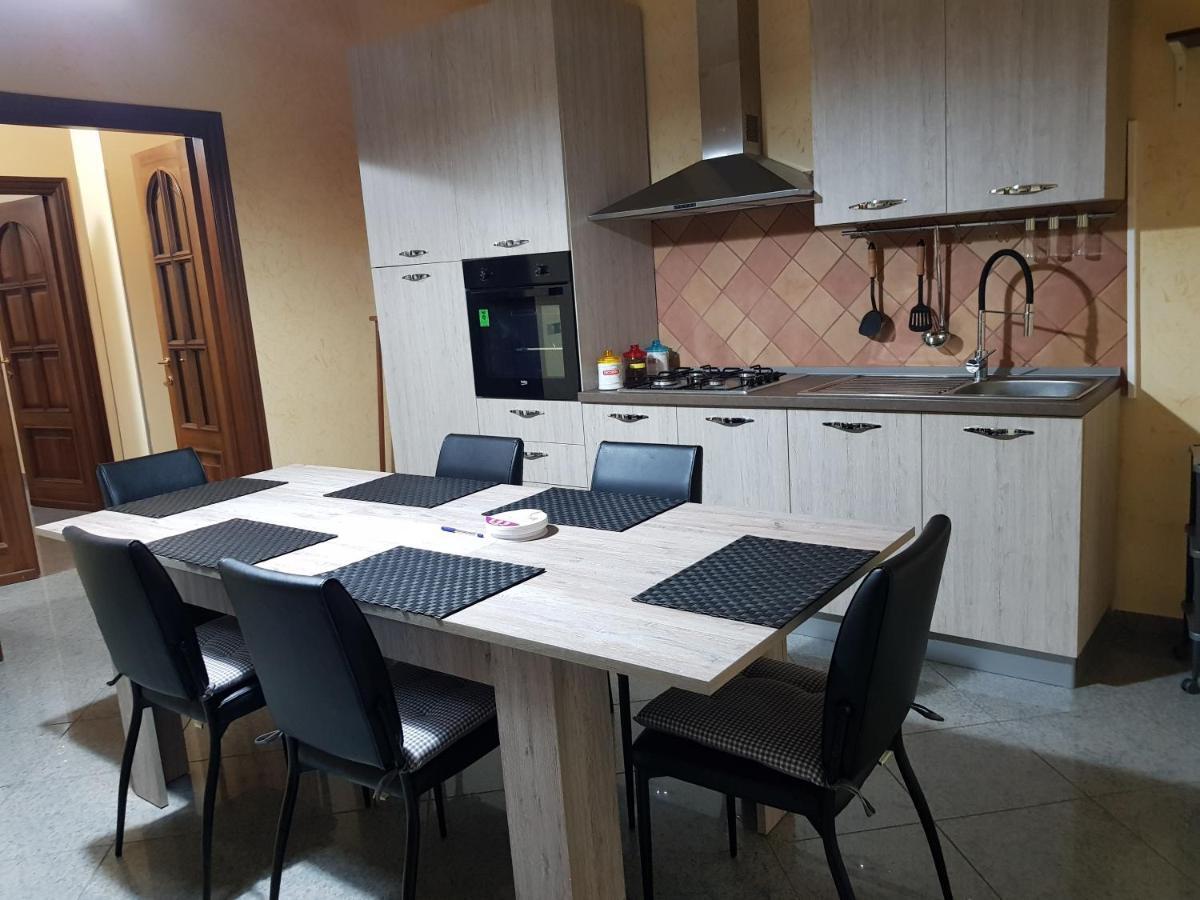 Casa Paradiso Apartment ปาลมี ภายนอก รูปภาพ