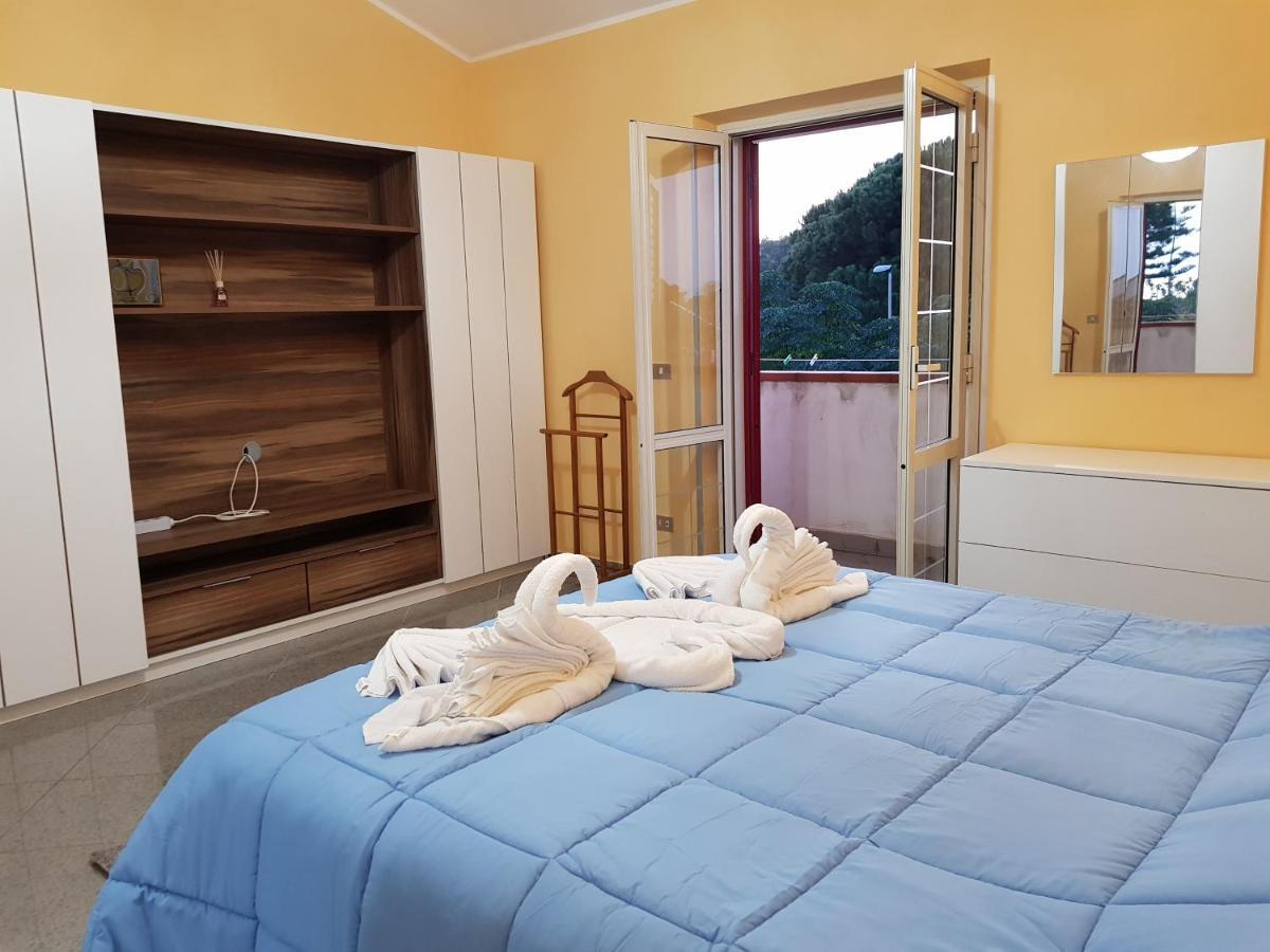 Casa Paradiso Apartment ปาลมี ภายนอก รูปภาพ
